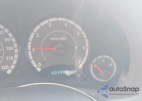 2005 Jeep Liberty Sport z USA, uszkodzony, nr VIN 1J4GL48K65W551101